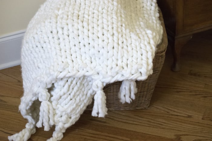 Chunky knit Blanket in basket