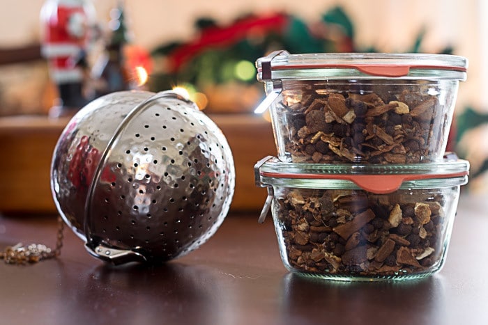 Mulling Spices Recipe: Jars of homemade Mulling Spices with mulling ball